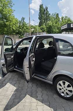 Хэтчбек Opel Meriva 2007 в Виннице