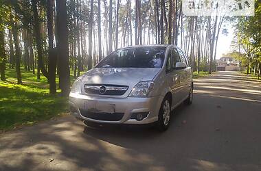 Минивэн Opel Meriva 2008 в Киеве