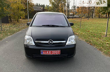 Хэтчбек Opel Meriva 2005 в Буче