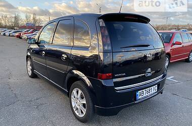 Минивэн Opel Meriva 2010 в Киеве