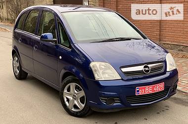 Хэтчбек Opel Meriva 2006 в Киеве