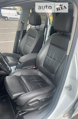 Минивэн Opel Meriva 2010 в 