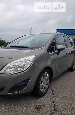 Универсал Opel Meriva 2012 в Мене