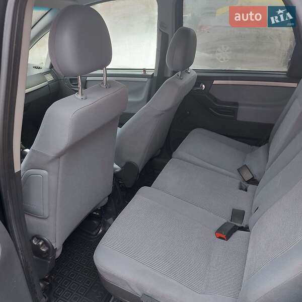Микровэн Opel Meriva 2005 в Киеве