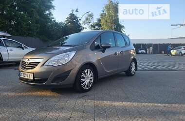 Мікровен Opel Meriva 2011 в Ужгороді