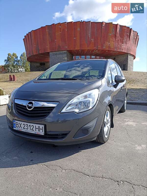 Opel Meriva 2010