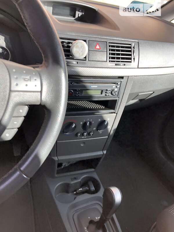 Мікровен Opel Meriva 2008 в Ужгороді