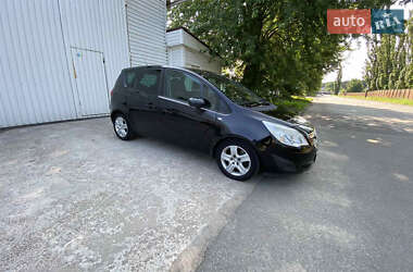 Микровэн Opel Meriva 2010 в Киеве