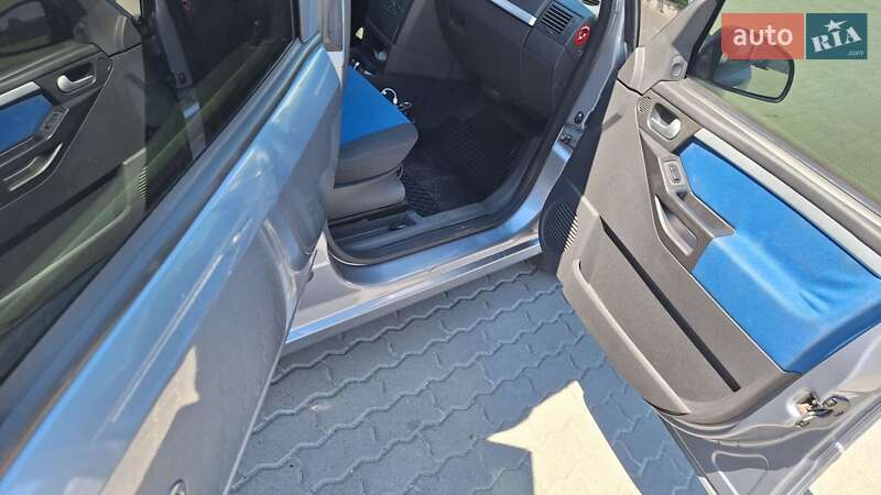 Мікровен Opel Meriva 2004 в Кременчуці