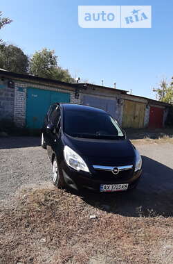 Микровэн Opel Meriva 2010 в Харькове