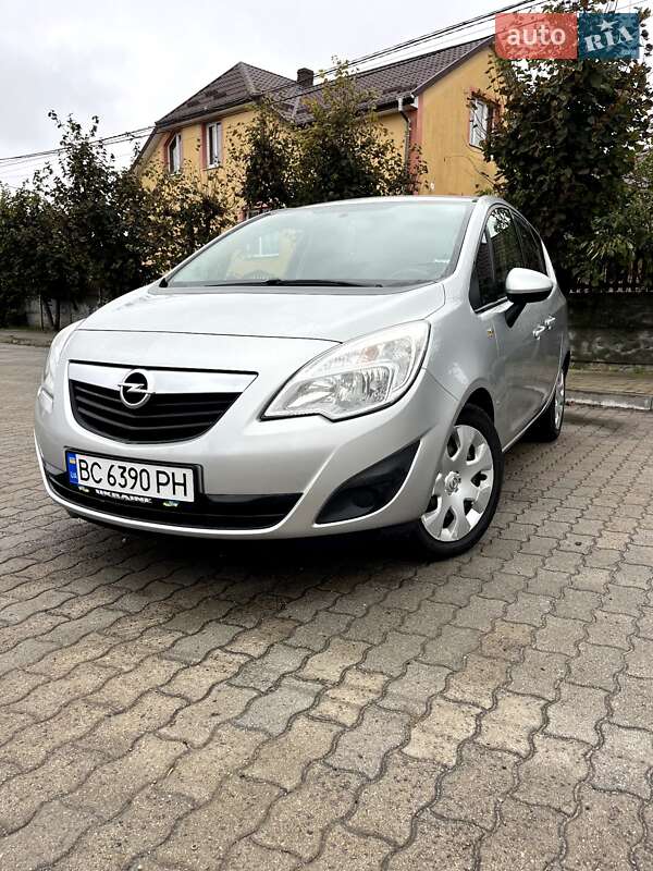 Мікровен Opel Meriva 2013 в Городку