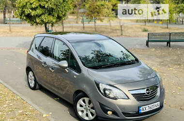 Микровэн Opel Meriva 2011 в 