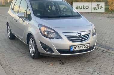 Микровэн Opel Meriva 2011 в Львове