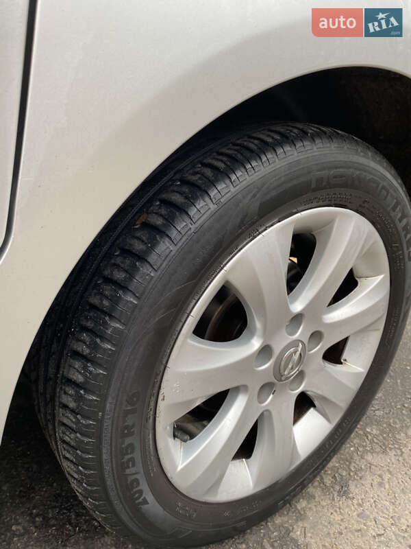 Микровэн Opel Meriva 2011 в Ровно