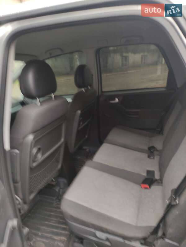 Микровэн Opel Meriva 2005 в Киеве