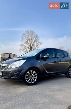 Микровэн Opel Meriva 2010 в 