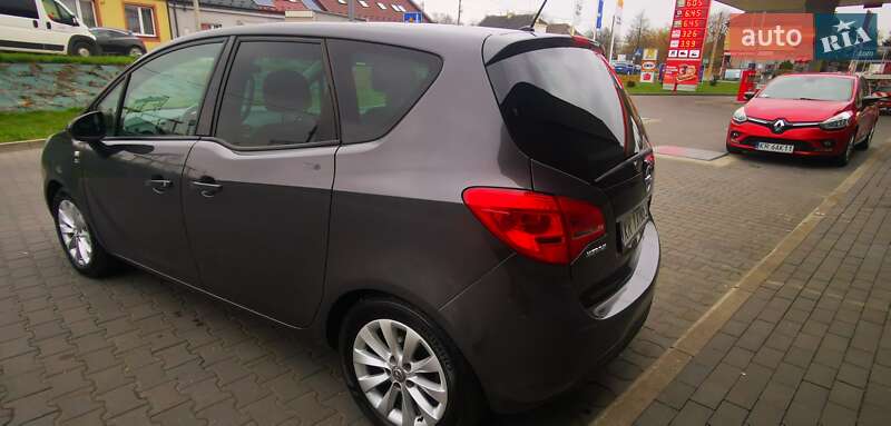Микровэн Opel Meriva 2012 в Львове