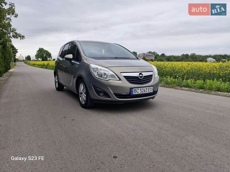 Opel Meriva 2010