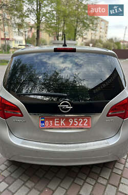 Микровэн Opel Meriva 2012 в 