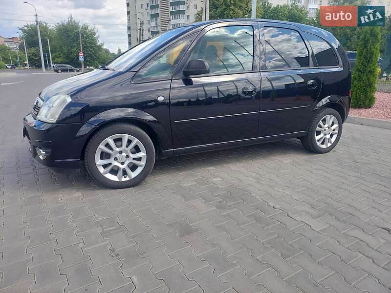 Микровэн Opel Meriva 2010 в Луцке