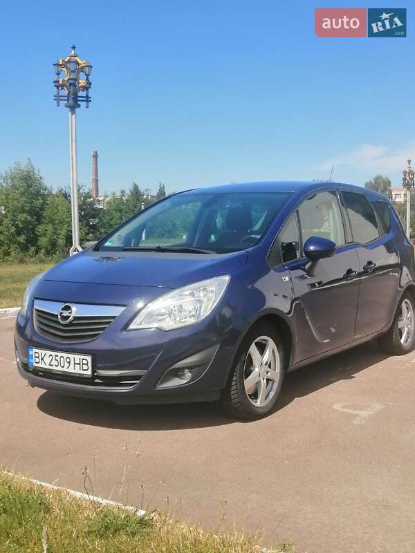 Opel Meriva 2011 Opel Meriva 2011