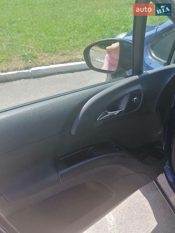 Мікровен Opel Meriva 2011 в Рівному