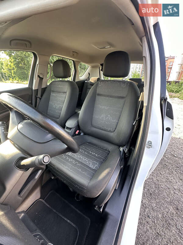 Микровэн Opel Meriva 2014 в Белогородке