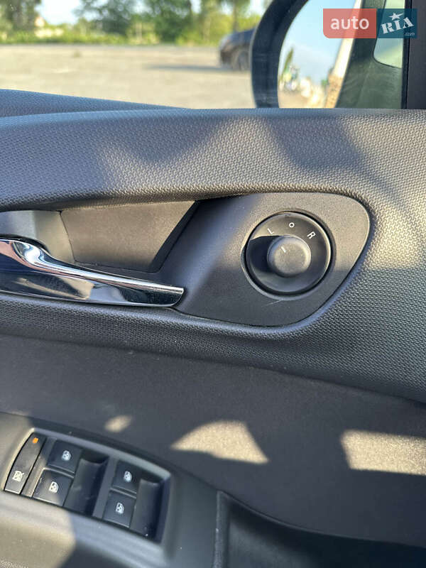 Микровэн Opel Meriva 2014 в Белогородке