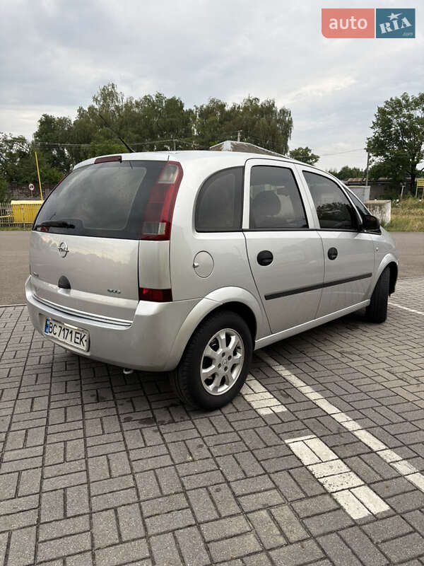 Мікровен Opel Meriva 2010 в Стрию