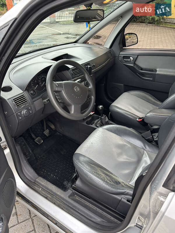 Мікровен Opel Meriva 2010 в Стрию