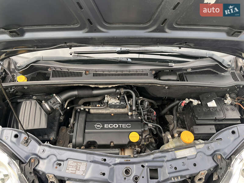 Микровэн Opel Meriva 2009 в Звягеле
