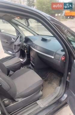 Микровэн Opel Meriva 2004 в 