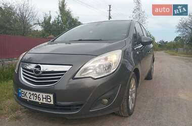 Микровэн Opel Meriva 2011 в Сарнах