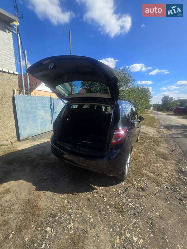 Микровэн Opel Meriva 2015 в Гостомеле