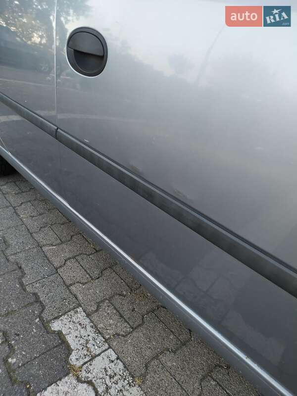 Мікровен Opel Meriva 2006 в Сваляві