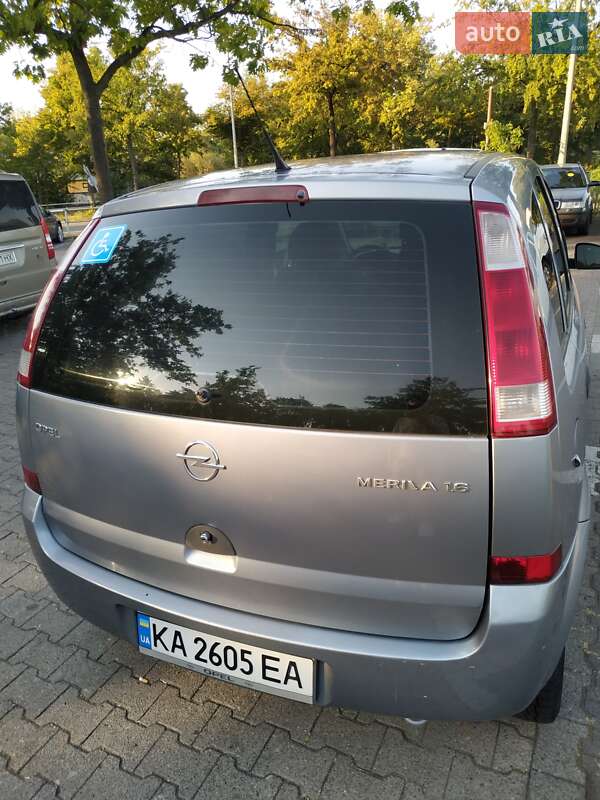 Мікровен Opel Meriva 2006 в Сваляві