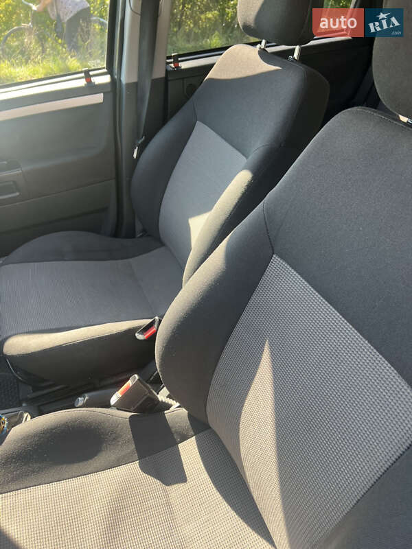 Мікровен Opel Meriva 2005 в Баранівці