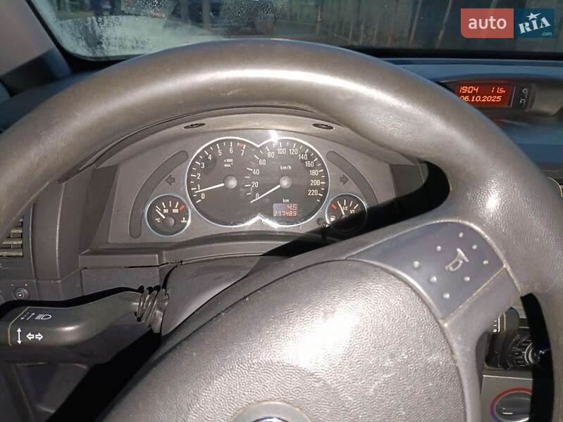 Микровэн Opel Meriva 2005 в Луцке фото 5 Микровэн Opel Meriva 2005 в Луцке