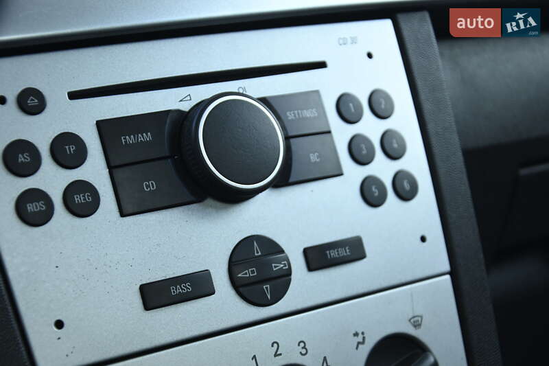 Микровэн Opel Meriva 2006 в Бердичеве