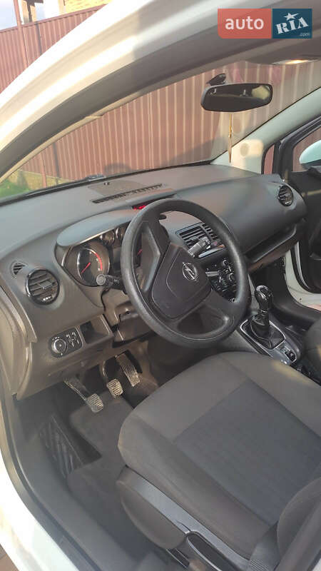 Микровэн Opel Meriva 2011 в Тячеве фото 7 Микровэн Opel Meriva 2011 в Тячеве