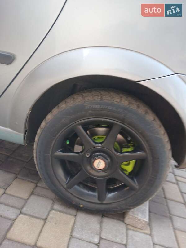 Микровэн Opel Meriva 2004 в Здолбунове