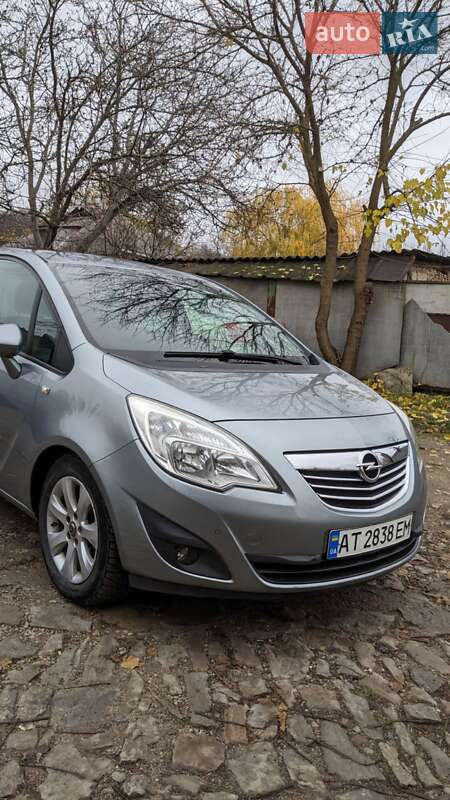 Микровэн Opel Meriva 2010 в Могилев-Подольске фото 3 Микровэн Opel Meriva 2010 в Могилев-Подольске