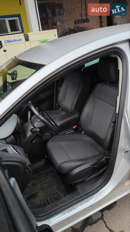 Микровэн Opel Meriva 2011 в Ровно