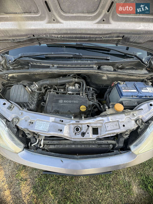 Микровэн Opel Meriva 2005 в Черновцах