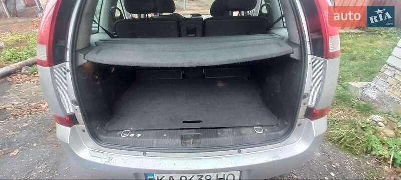 Микровэн Opel Meriva 2004 в Киеве
