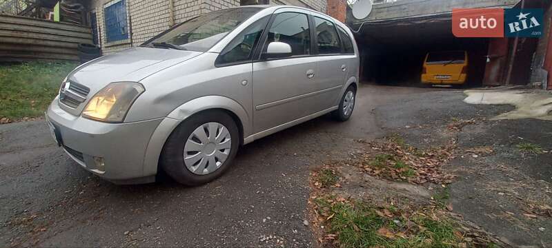 Микровэн Opel Meriva 2004 в Киеве