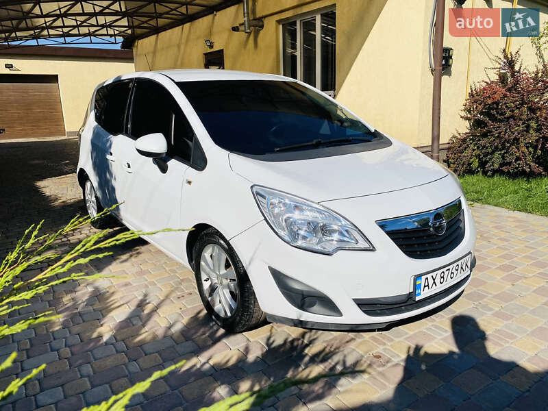 Микровэн Opel Meriva 2013 в Харькове