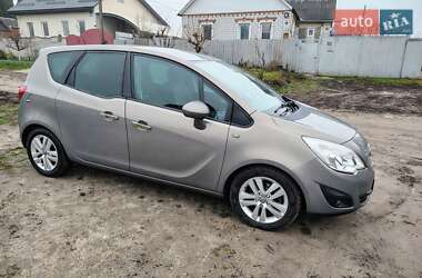 Мікровен Opel Meriva 2011 в Харкові