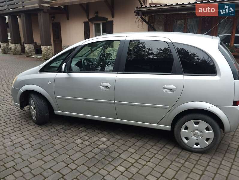 Микровэн Opel Meriva 2009 в Львове