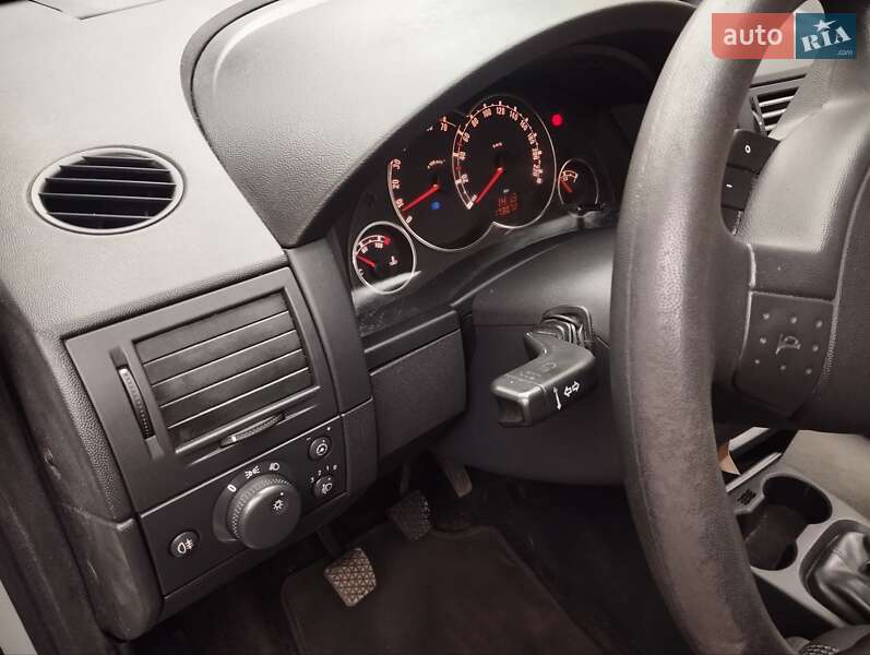 Микровэн Opel Meriva 2009 в Львове